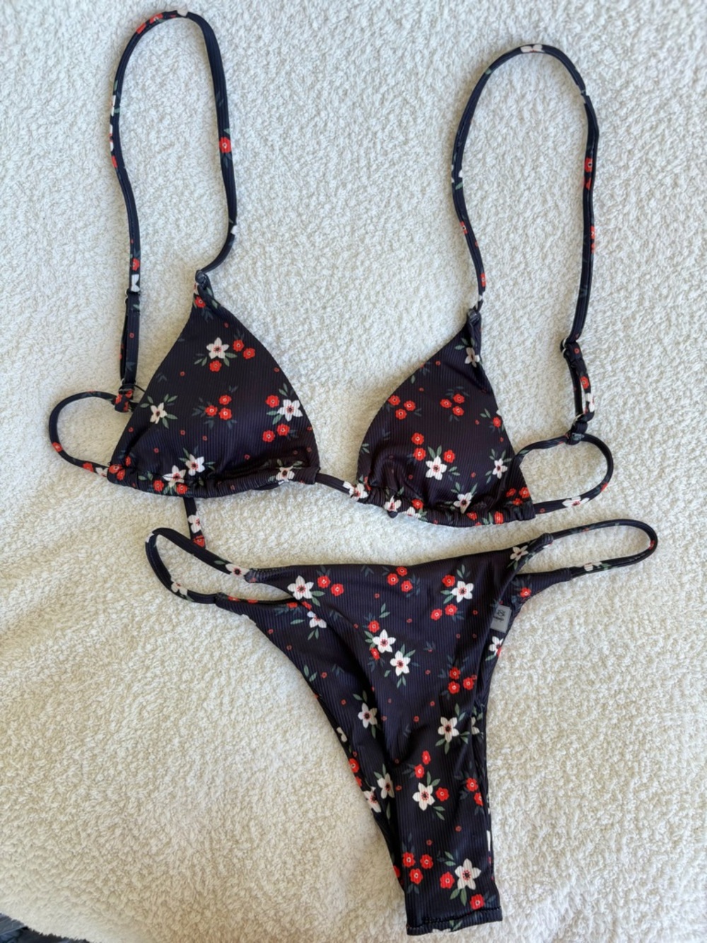 Itsy Bitsy Floral Bikini - Black